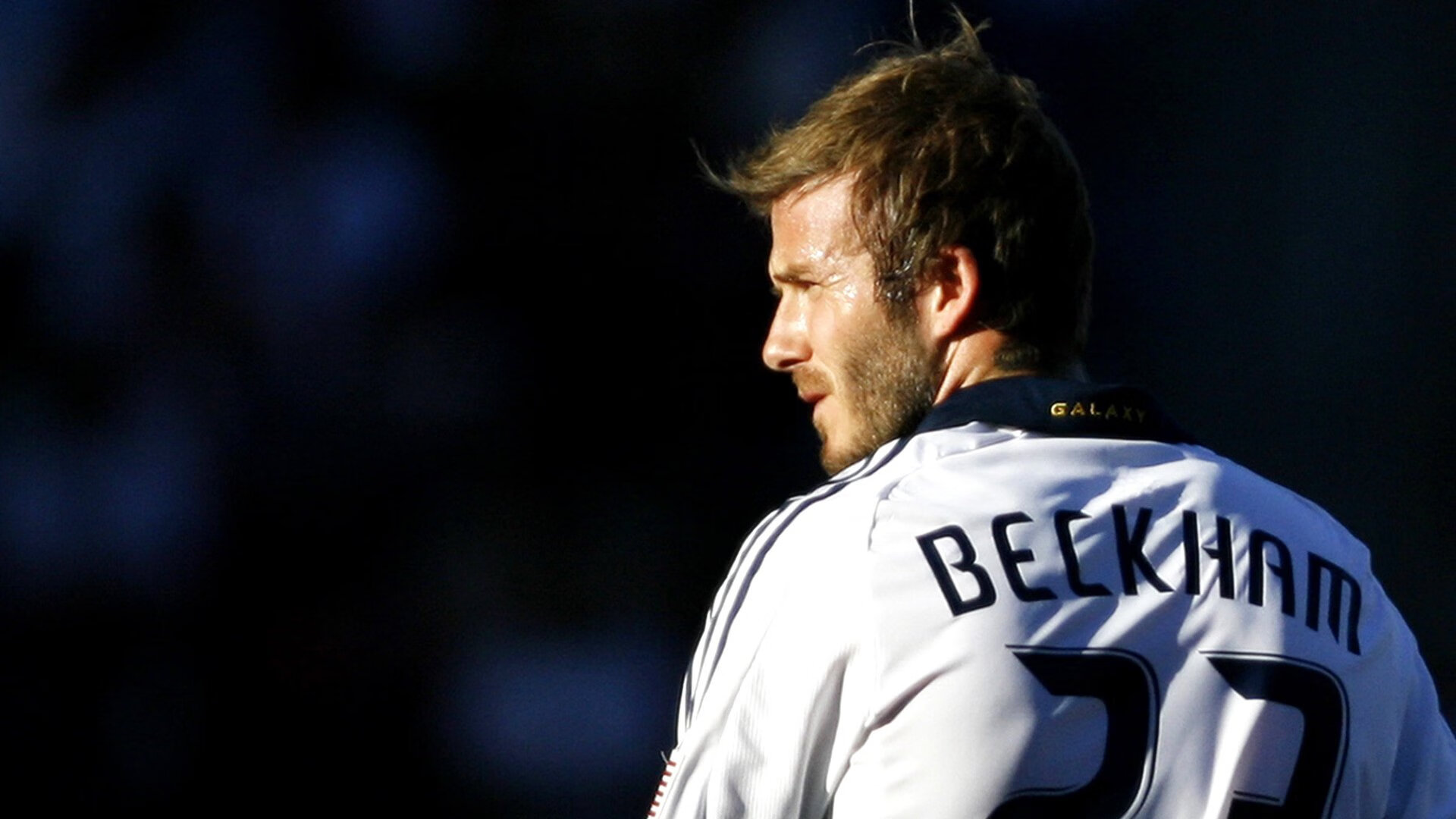 影响深远：裁判新规引发的争议与反思，裁判影响比赛